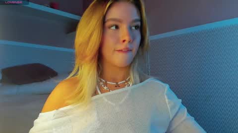 Snapshot of anna_robinson chatting on February 2, 2025, 1:02 am Anna online show from February 2, 2025, 1:02 am