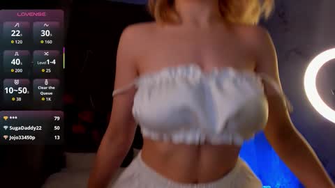 Snapshot of anna_robinson chatting on October 30, 2025, 1:29 am Anna online show from October 30, 2025, 1:29 am