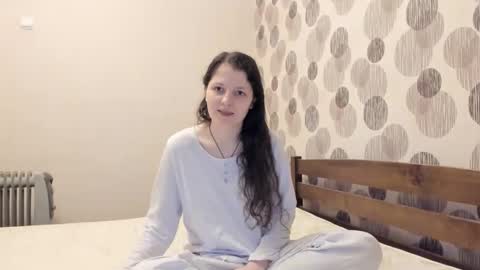 annaahcharm online show from May 4, 2026, 2:18 am