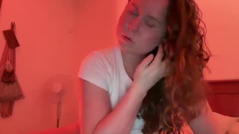 Snapshot of annabelle1614 chatting on February 27, 2025, 5:45 am Annabelle Haze online show from February 27, 2025, 5:45 am