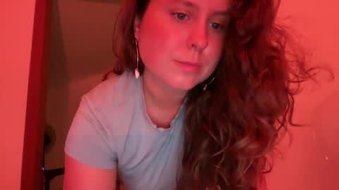 Snapshot of annabelle1614 chatting on September 19, 2025, 5:31 am Annabelle Haze online show from September 19, 2025, 5:31 am