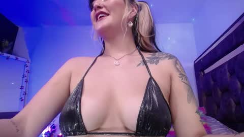 Anna online show from May 2, 2026, 1:54 am