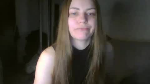annadiamond1 online show from April 28, 2026, 10:59 pm