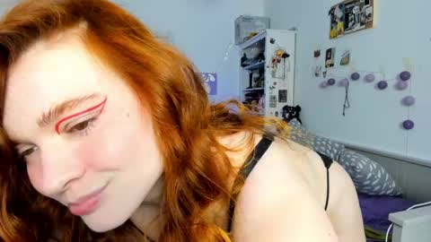 Snapshot of annakeenon chatting on March 14, 2026, 4:18 am Anna online show from March 14, 2026, 4:18 am