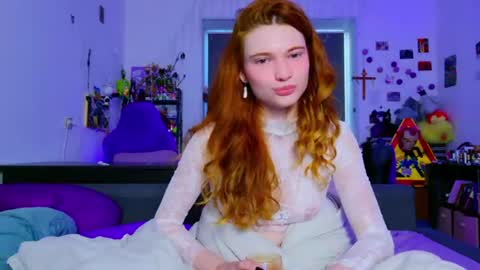 Snapshot of annakeenon chatting on July 10, 2026, 5:56 am Anna online show from July 10, 2026, 5:56 am