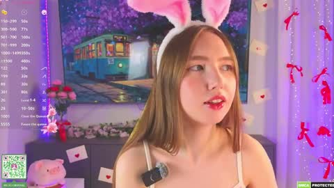 Holly Molly Im Polly online show from May 1, 2026, 7:40 pm