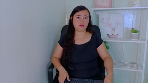 Snapshot of annamorgan__ chatting on December 18, 2025, 8:15 pm ANNA MORGAN online show from December 18, 2025, 8:15 pm