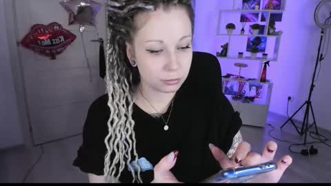 Snapshot of annanebula chatting on October 4, 2025, 4:38 pm Anna online show from October 4, 2025, 4:38 pm