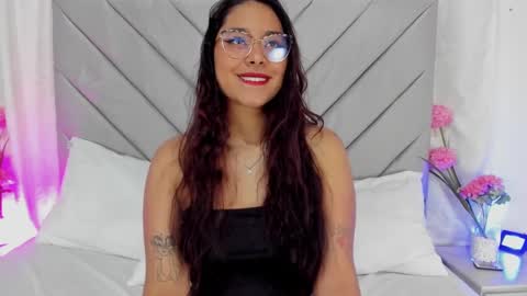 Anna online show from December 27, 2024, 4:32 pm