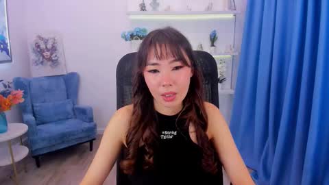 Anna online show from November 22, 2025, 7:24 pm