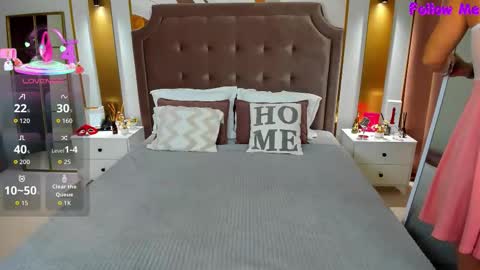 Anna online show from October 19, 2025, 1:06 am