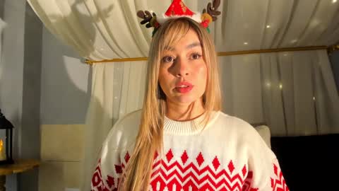 Anna Victoria online show from December 18, 2024, 3:37 am