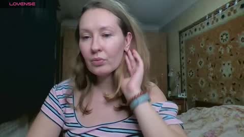 Snapshot of annaxlovers chatting on November 24, 2025, 12:49 pm AnnaXLovers online show from November 24, 2025, 12:49 pm