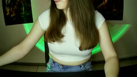 Bella online show from September 22, 2025, 12:07 pm