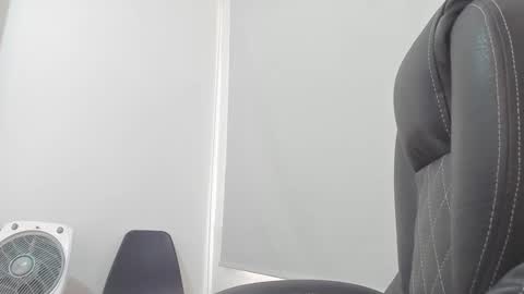 Anndy Hardy online show from January 14, 2025, 1:06 pm