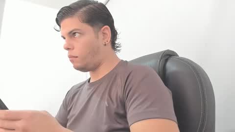 Anndy Hardy online show from January 22, 2025, 1:53 pm