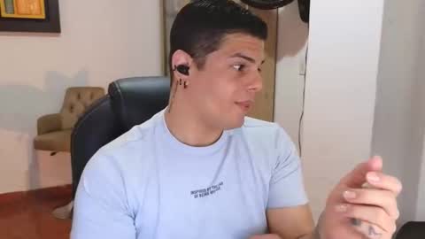 Anndy Hardy online show from November 13, 2025, 8:52 pm