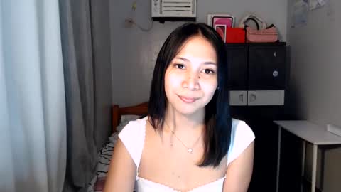 Snapshot of anne_chanelx chatting on May 21, 2026, 6:59 pm anne_chanelx online show from May 21, 2026, 6:59 pm