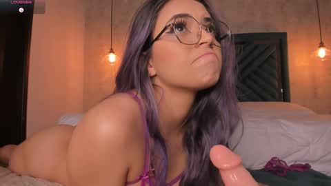 Ann  online show from January 25, 2025, 10:19 am