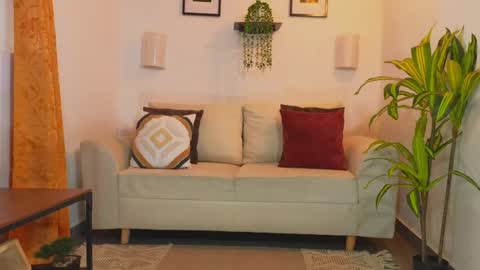 anne_rachel online show from June 3, 2026, 5:51 pm