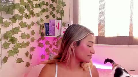 Anne online show from February 9, 2025, 6:58 pm