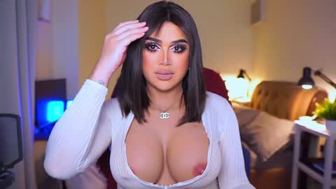 Anne Hart online show from January 9, 2025, 4:08 am