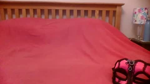 Snapshot of annecharlie chatting on October 29, 2025, 2:41 pm annecharlie online show from October 29, 2025, 2:41 pm