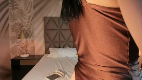 Snapshot of annedixie chatting on June 7, 2026, 3:32 am Anne online show from June 7, 2026, 3:32 am