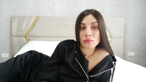 Snapshot of annehotxxx chatting on May 13, 2026, 8:34 am AnneHotxxx online show from May 13, 2026, 8:34 am