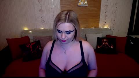 AnnessixReign online show from December 29, 2024, 12:20 am