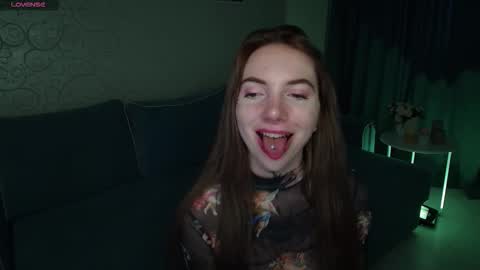 Snapshot of annetenet chatting on November 29, 2025, 9:23 am Annet online show from November 29, 2025, 9:23 am