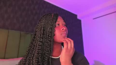 Snapshot of anneth__m chatting on December 4, 2024, 8:07 pm Anneth online show from December 4, 2024, 8:07 pm