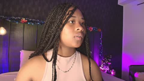 Snapshot of anneth__m chatting on December 21, 2024, 7:49 pm Anneth online show from December 21, 2024, 7:49 pm