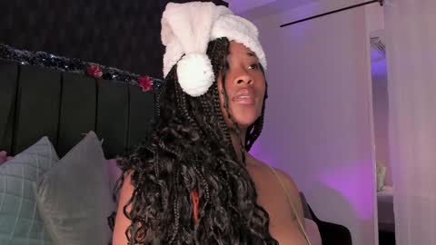 Snapshot of anneth__m chatting on December 24, 2024, 6:17 pm Anneth online show from December 24, 2024, 6:17 pm