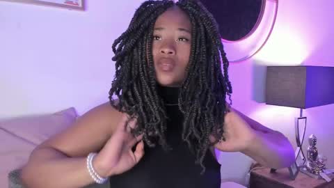 Snapshot of anneth__m chatting on March 10, 2025, 7:40 pm Anneth online show from March 10, 2025, 7:40 pm