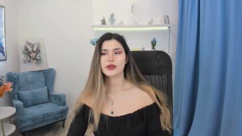 Snapshot of annetli chatting on November 30, 2025, 3:32 am annetli online show from November 30, 2025, 3:32 am