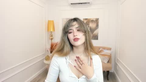 annetli online show from April 25, 2026, 3:42 am