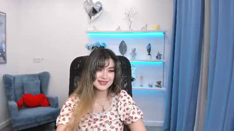 annetli online show from June 19, 2026, 4:06 am