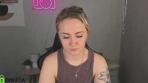 Joyce Howard online show from March 18, 2026, 2:15 am