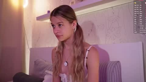 Snapshot of anneverity chatting on September 27, 2025, 7:19 pm Anne online show from September 27, 2025, 7:19 pm