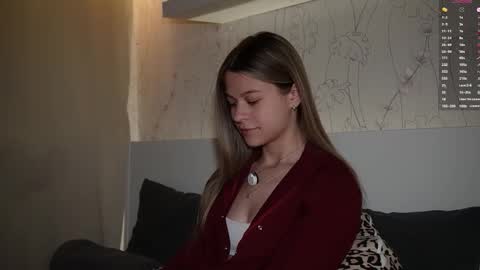 Snapshot of anneverity chatting on December 15, 2025, 8:46 pm Anne online show from December 15, 2025, 8:46 pm