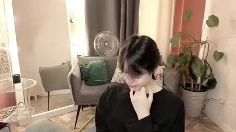 Anni online show from March 14, 2026, 4:51 am