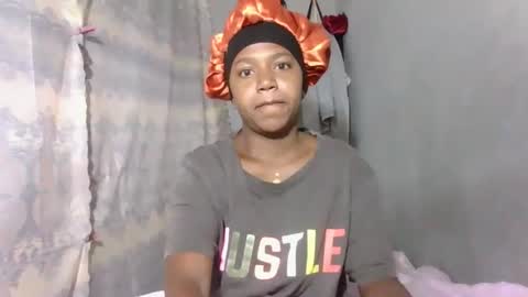 Snapshot of annick98 chatting on March 9, 2026, 7:01 am annick98 online show from March 9, 2026, 7:01 am