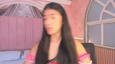 Snapshot of annie__bear chatting on December 18, 2025, 11:49 am Annie online show from December 18, 2025, 11:49 am