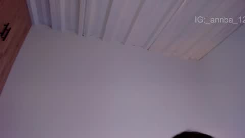 annie_barozzi online show from February 16, 2026, 1:35 am