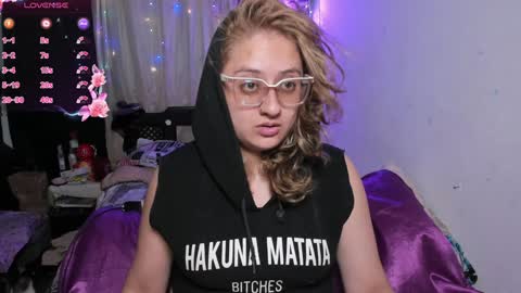 Snapshot of annie_bigboobs_ chatting on January 29, 2025, 10:11 pm Ana Bolena independent model online show from January 29, 2025, 10:11 pm