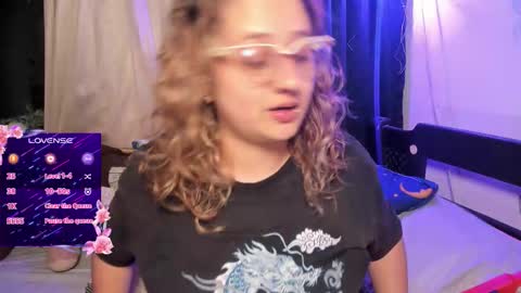 Snapshot of annie_bigboobs_ chatting on October 2, 2025, 10:39 pm Ana Bolena independent model online show from October 2, 2025, 10:39 pm