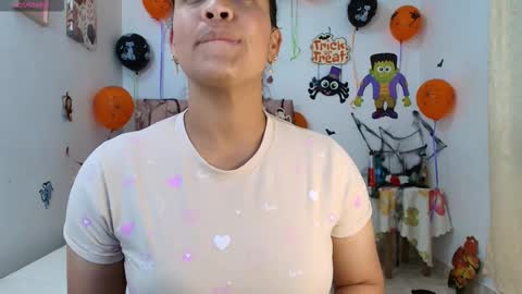 Anna online show from October 31, 2025, 3:07 am