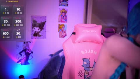 Snapshot of annie_may_may chatting on December 8, 2024, 2:52 pm Annie May online show from December 8, 2024, 2:52 pm