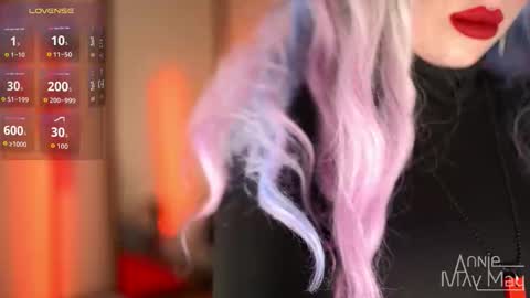 Snapshot of annie_may_may chatting on October 17, 2025, 2:30 pm Annie May online show from October 17, 2025, 2:30 pm